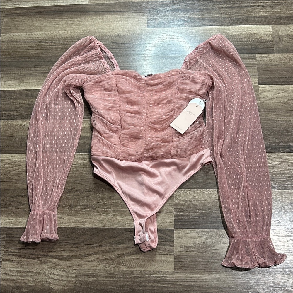 Blas he Pink Off-Shoulder Bodysuit